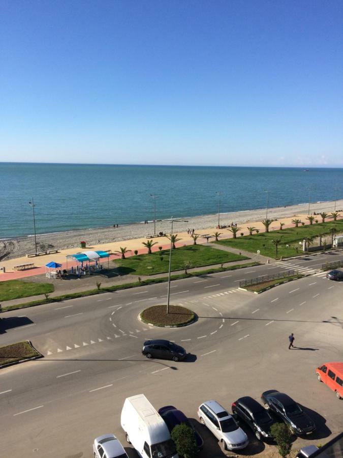 House On The Beach Батуми Экстерьер фото